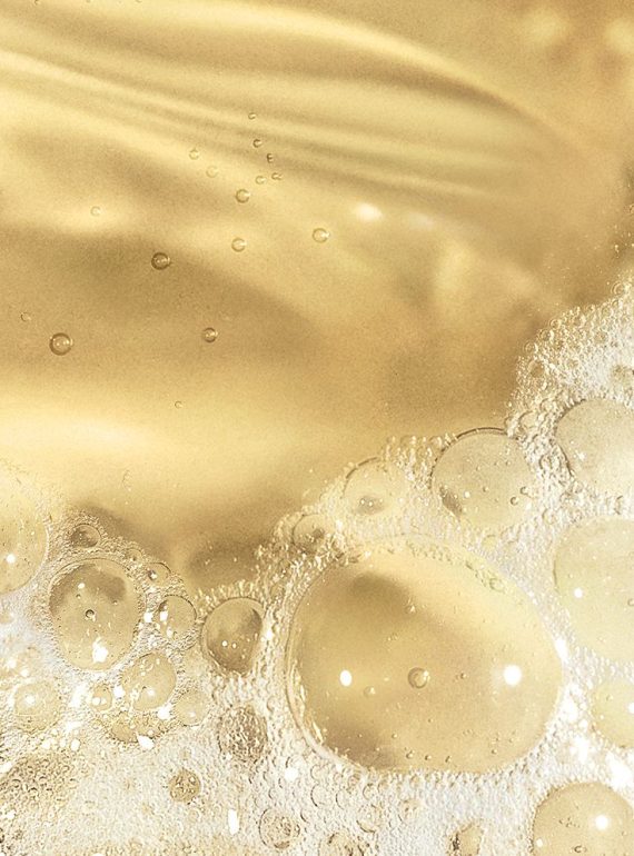 1x1OiltoFoamCleanserProductHeroTexture9684_1_1800x1800
